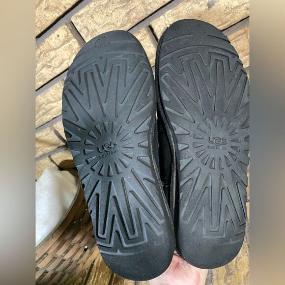 Black Uggs - Picture 6 of 7